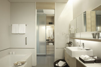 SOMERSET SUKHUMVIT THONGLOR