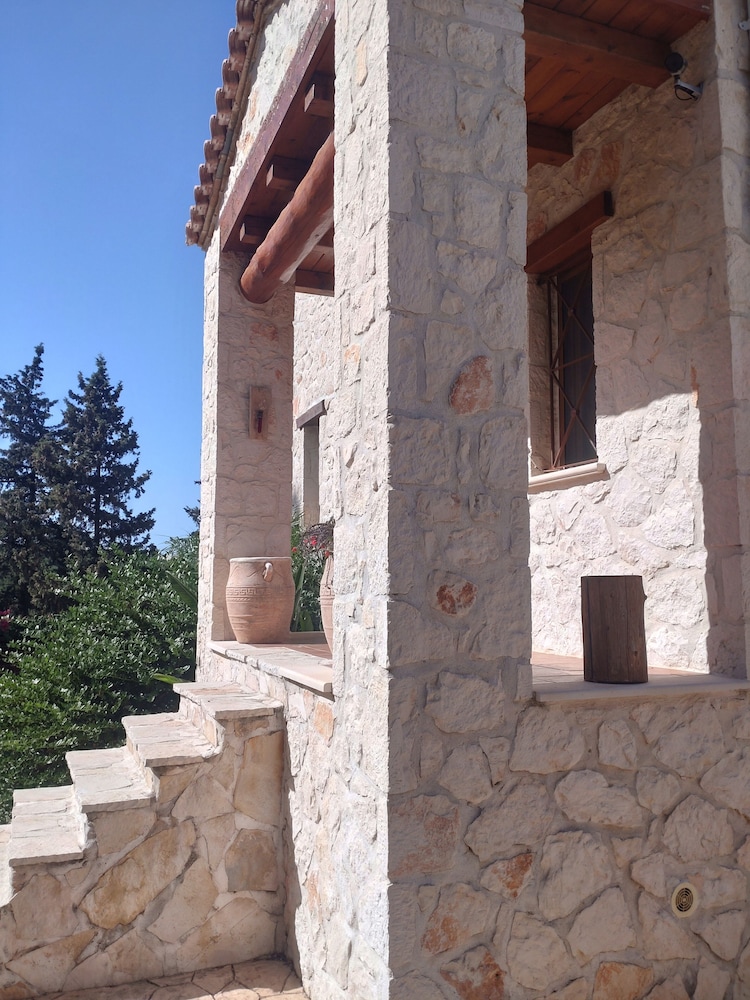 Villa Petalouda Stunning Villa In Tragaki Zante