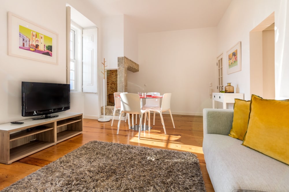 SÃO MAMEDE DOWNTOWN APARTMENT