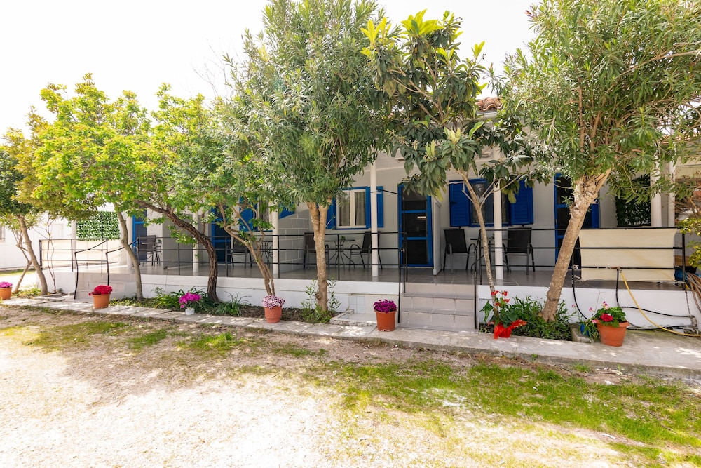 Zante Riva Studios