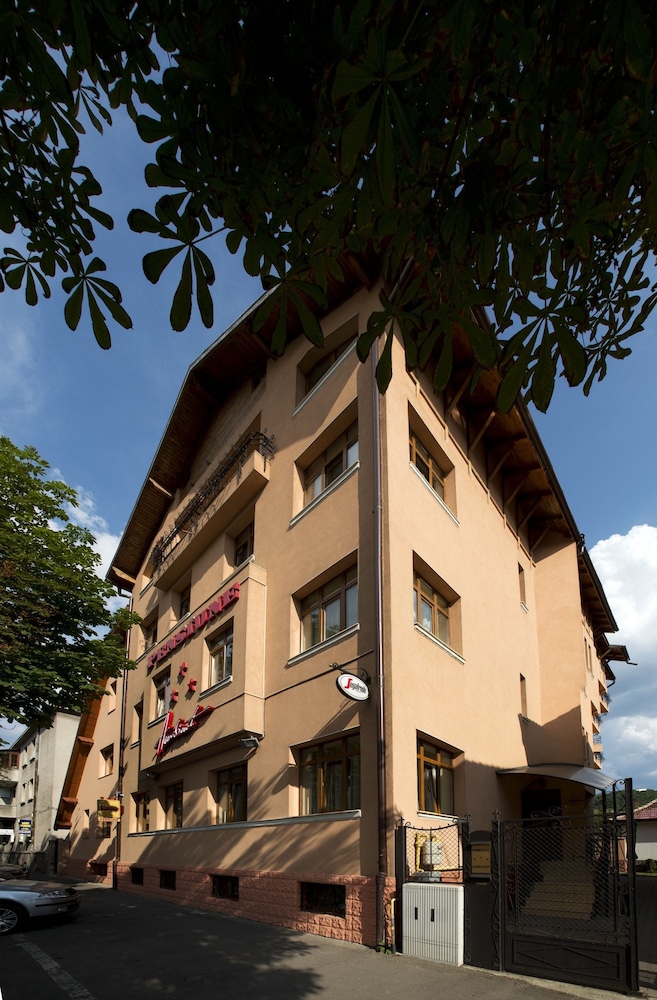 Pension Ambient