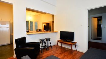 AVENUE ROOMS & SUITES