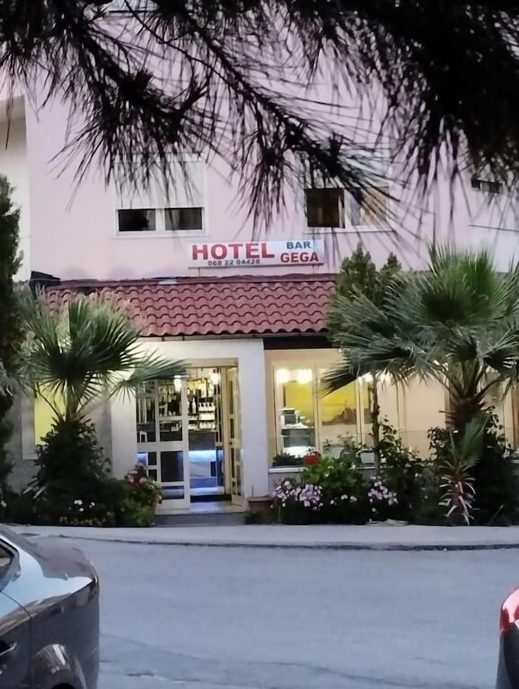 Hotel Gega