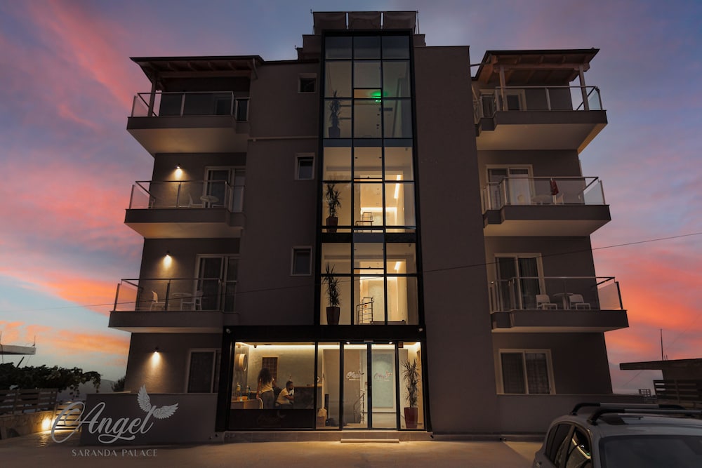 ANGEL SARANDA PALACE