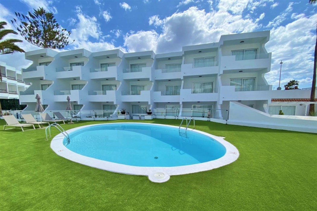 Guatiza Apartments