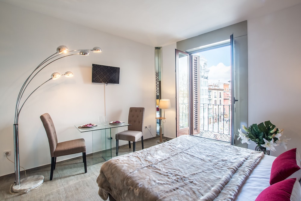 MIT HOUSE SANTA ANA BOUTIQUE EN MADRID