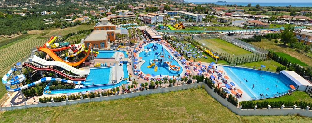 Caretta Beach Resort Amp Waterpark