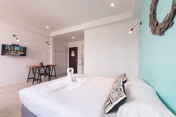 Hip Hostel
