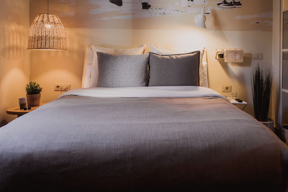 ROOM007 SELECT LIBERDADE