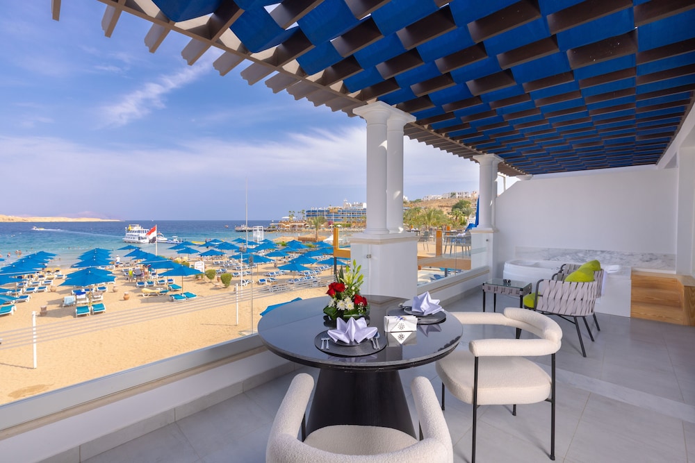 NAAMA BAY SUITES amp; SPA imagine 7