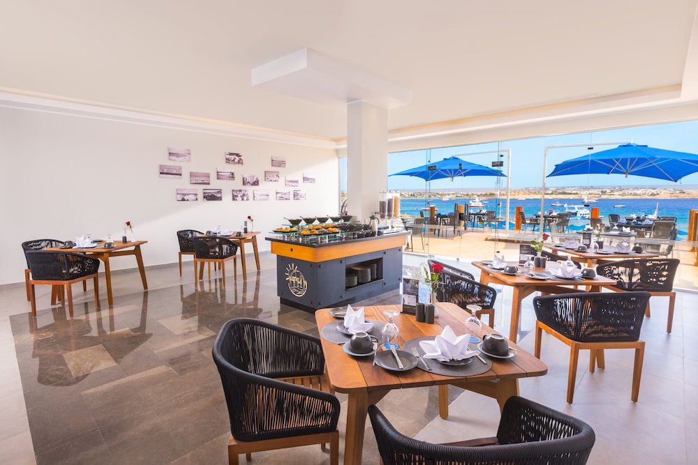 NAAMA BAY SUITES amp; SPA imagine 9
