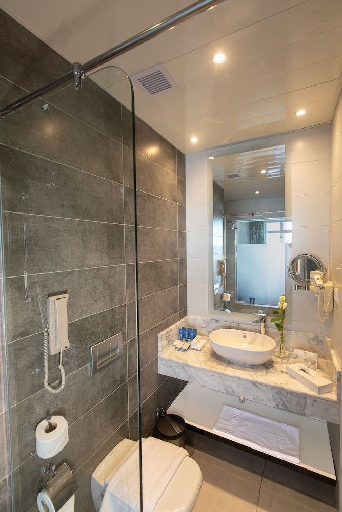 NAAMA BAY SUITES amp; SPA imagine 3