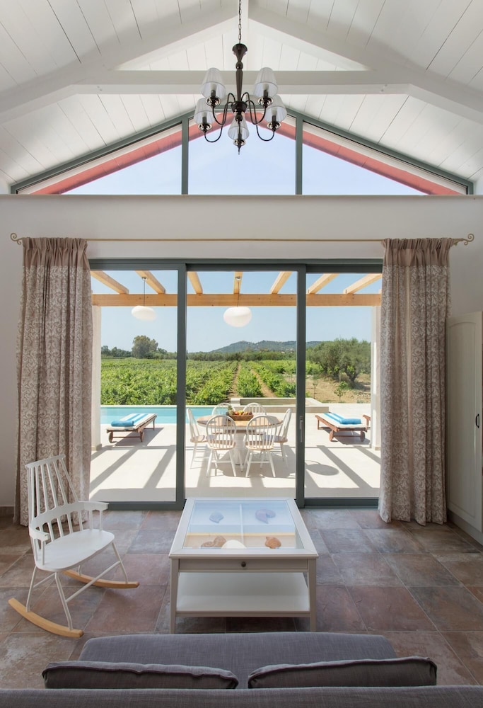 Aneli Villas  Villa Elissavet