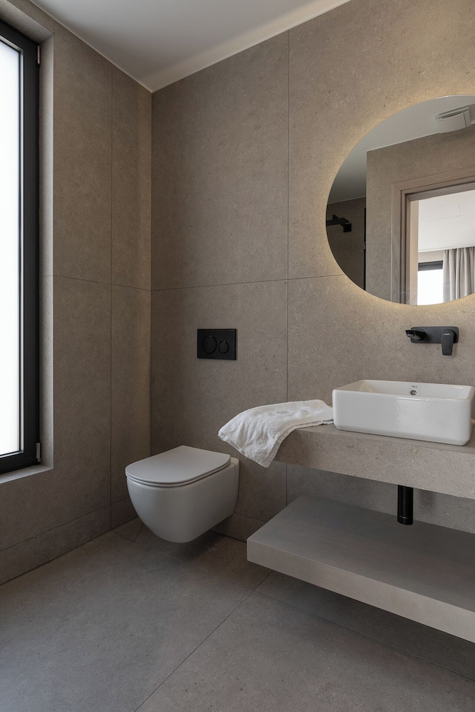 Kymothoe Elite Villas