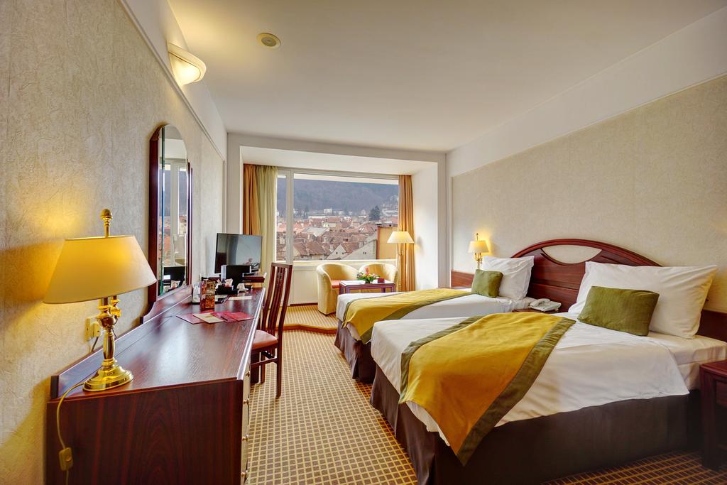 Aro Palace Hotel