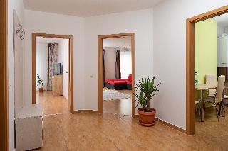 Brasov Holiday Apartments  Perla