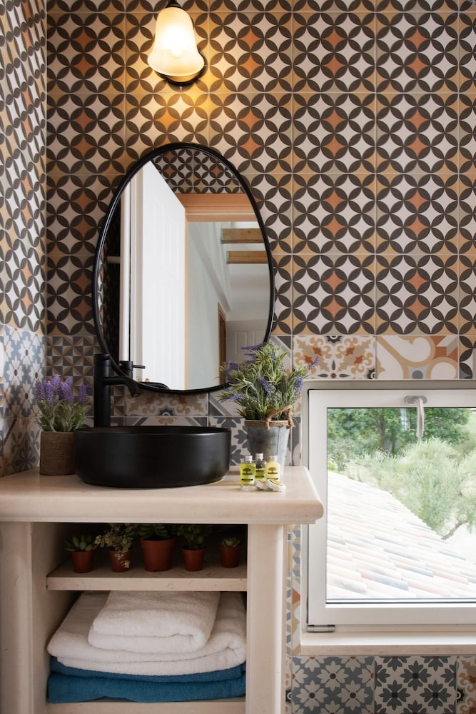 Aneli Villas  Villa Alexandra