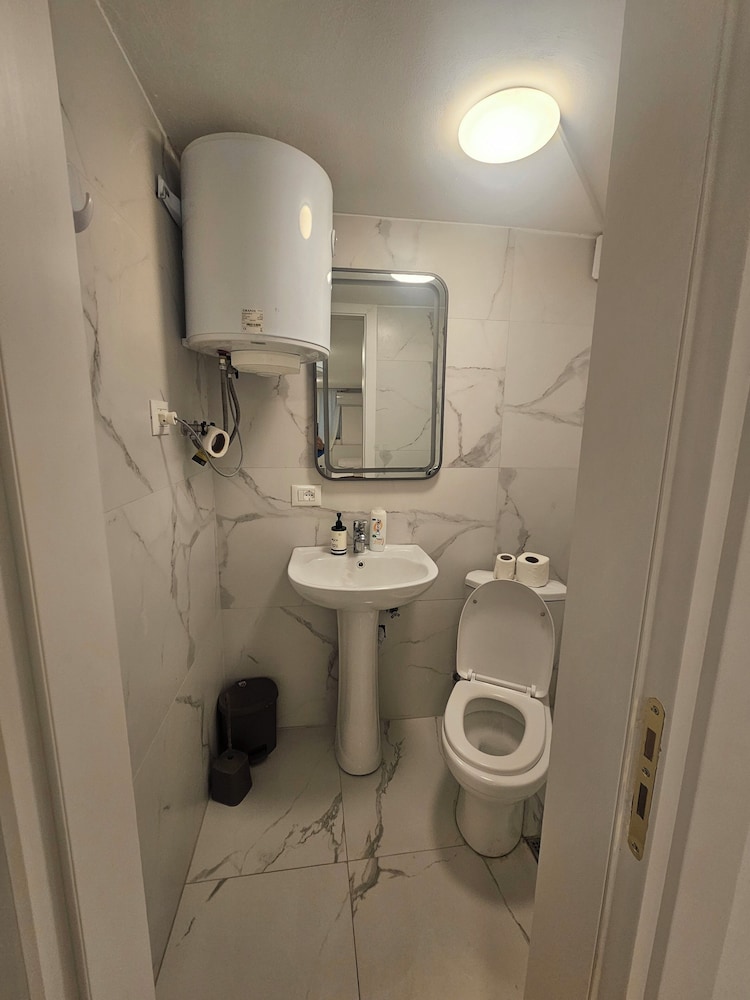 Enles Hostel