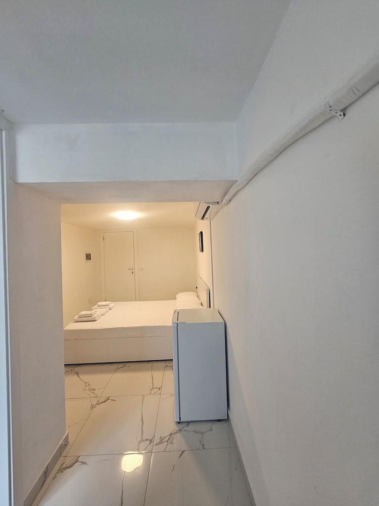 Enles Hostel