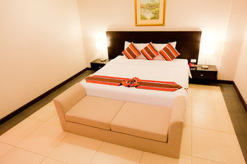 THE RESIDENCE AIRPORT & SPA