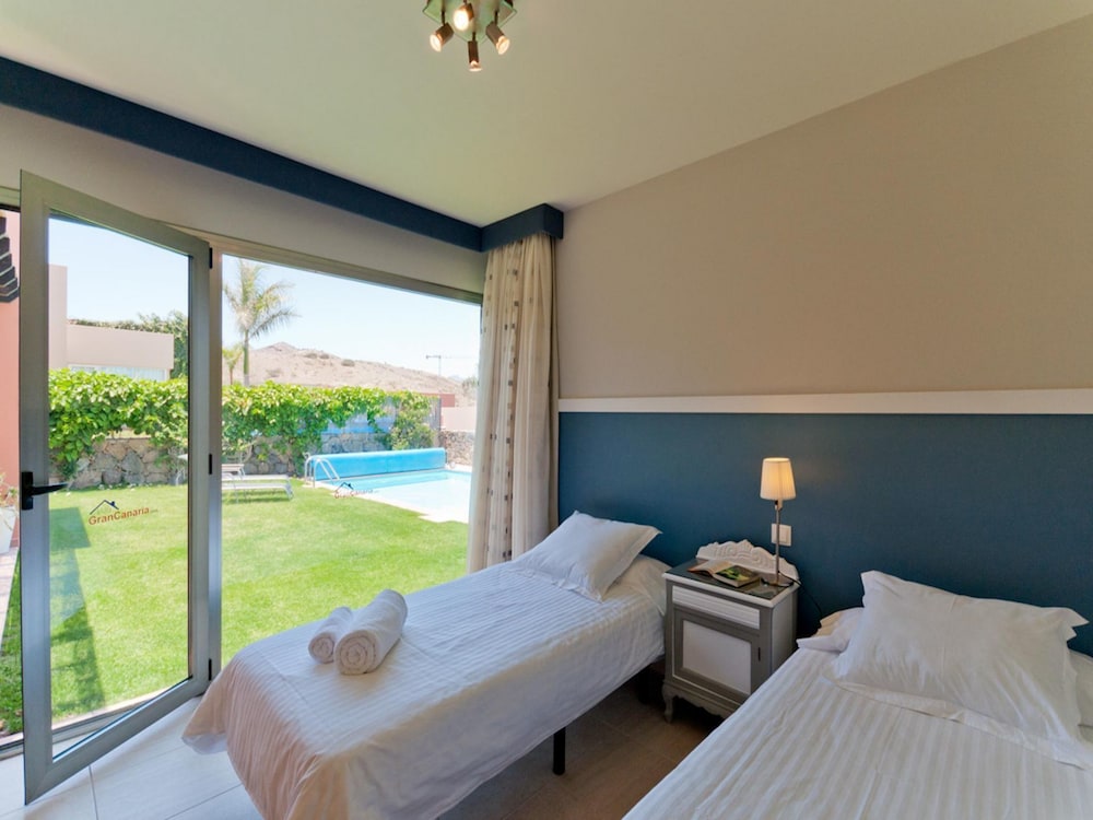 Salobre Golf Villas  Holiday Rental Par 4  8