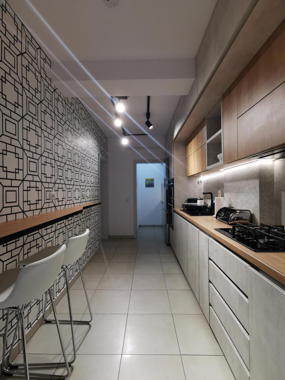Rose Residence