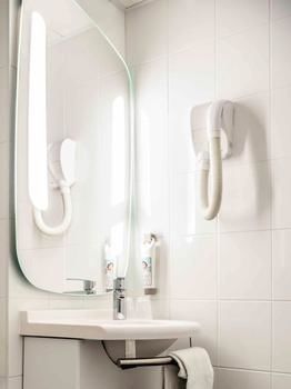 Ibis Paris Grands Boulevards Opera 9th