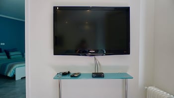 Hilton Hotel Area Renovated Apt Next To Metro