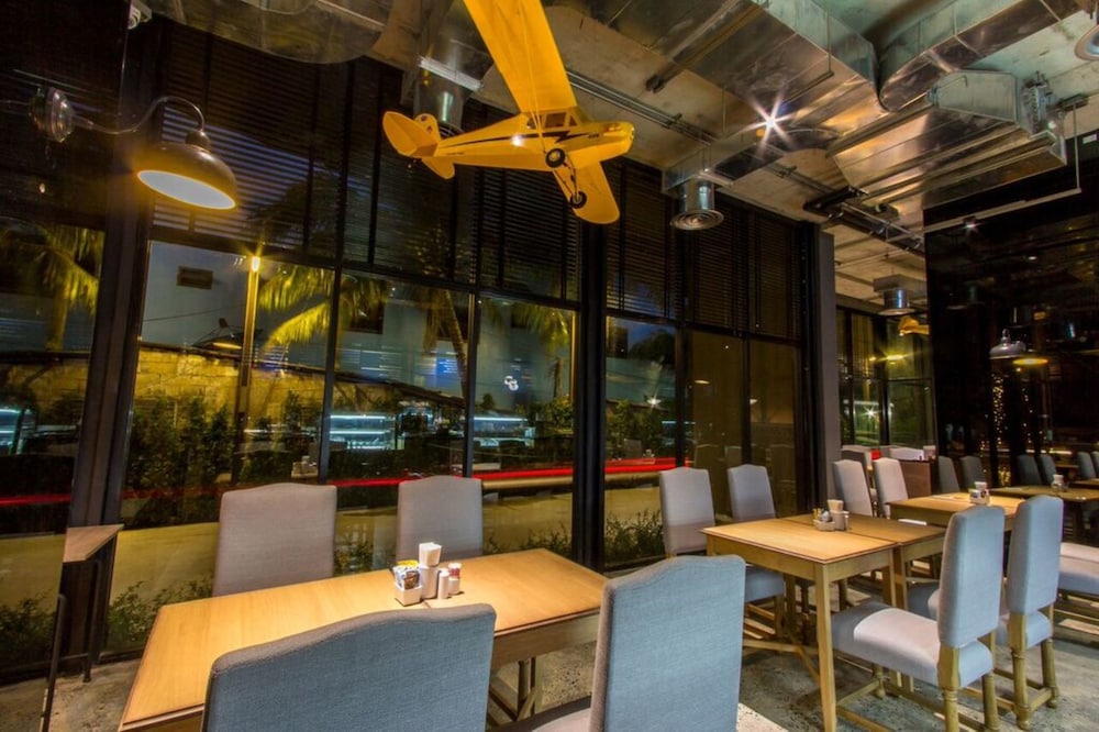 Sugar Marina Hotel  Aviator  Phuket Airport