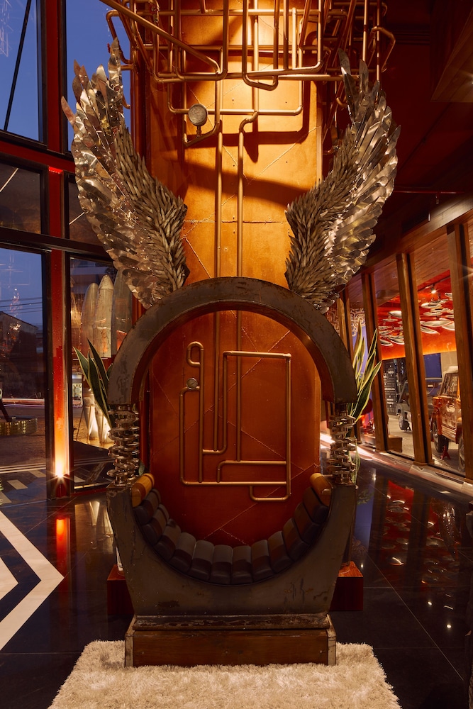 MESTYLE MUSEUM HOTEL