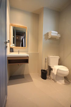 THA CITY LOFT HOTEL