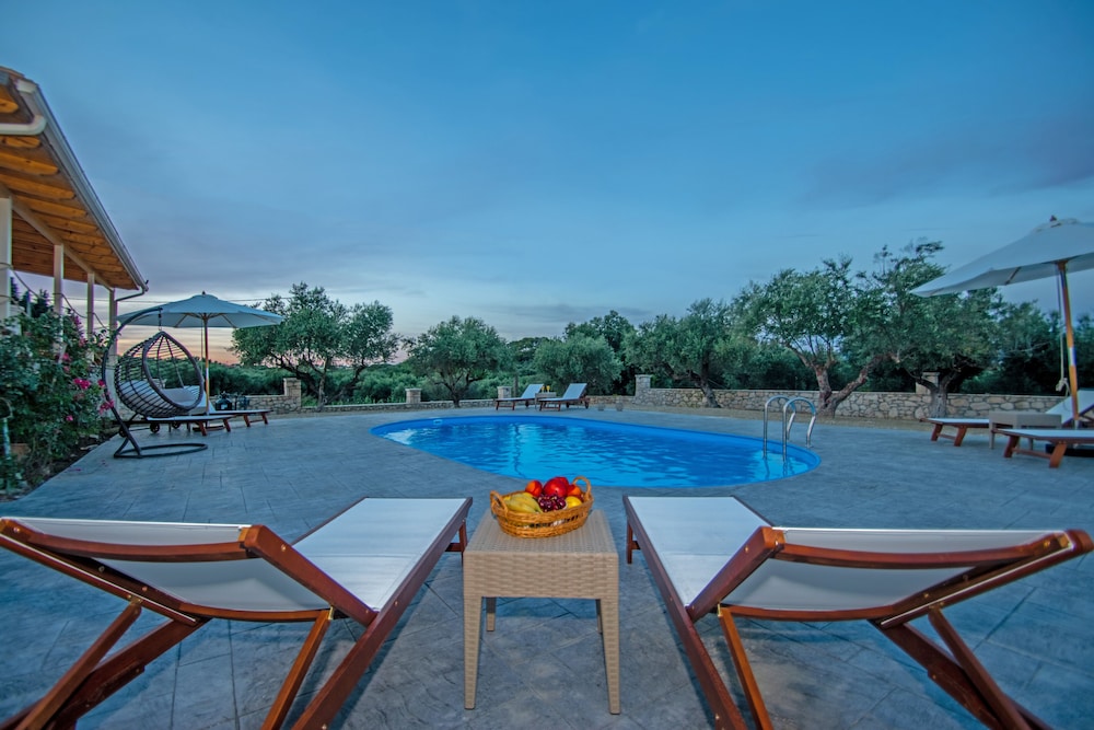 ARIADNI DI OLIVIO VILLA