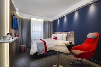 HOLIDAY INN EXPRESS LISBON - PLAZA SALDANHA, AN IHG HOTEL
