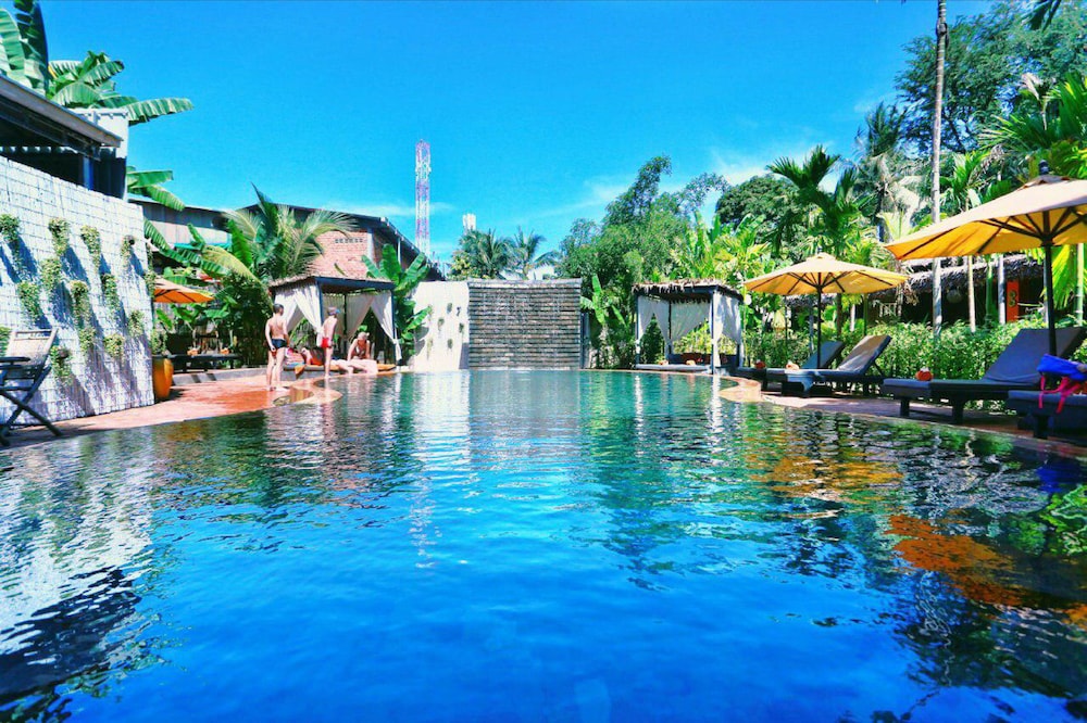 CENTRAL PRIVILEGE HOTEL