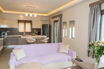 Vatia Villas