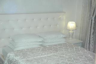 BELLA DONNA HOTEL