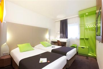 Hotel Campanile Roissy-en-france