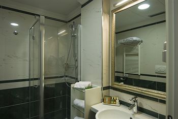 JR HOTELS ORIENTE BARI