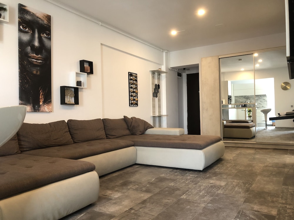 Westpark 2 Residence Lakeview W6