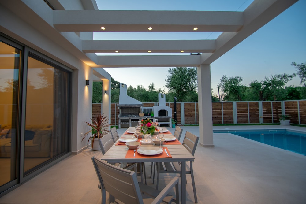 Villa Mandi Amp Jani