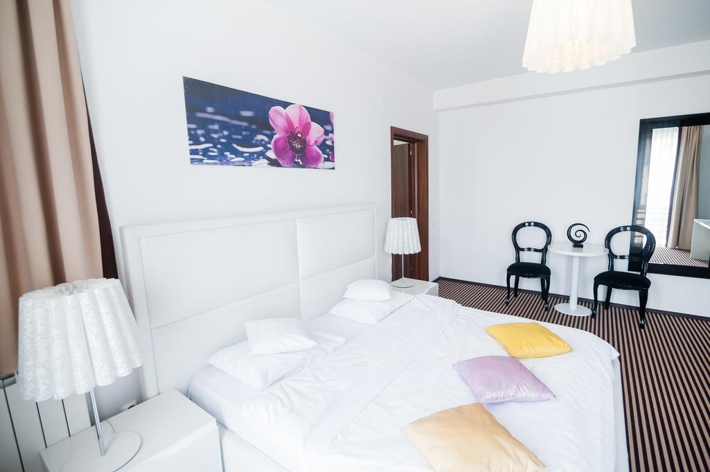 Hotel Alex George Boutique