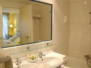 Relais Bosquet by Malone