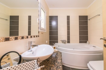 dal travel ALKINOI SEAVIEW VILLA WITH PRIVATE POOL BY KONNECT, NISAKI