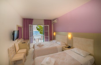 Porto Koukla Beach Hotel