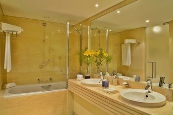 EPIC SANA MARQUES HOTEL