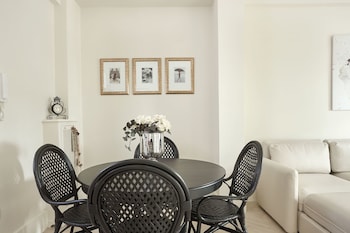 Kolonaki Square Apartment