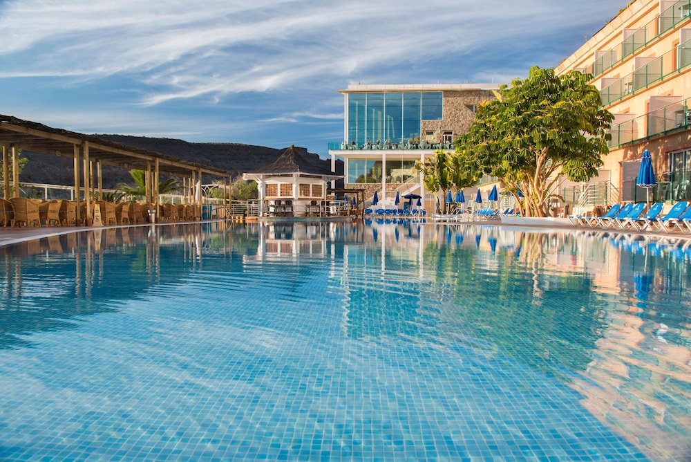 MOGAN PRINCESS AND BEACH CLUB imagine 7
