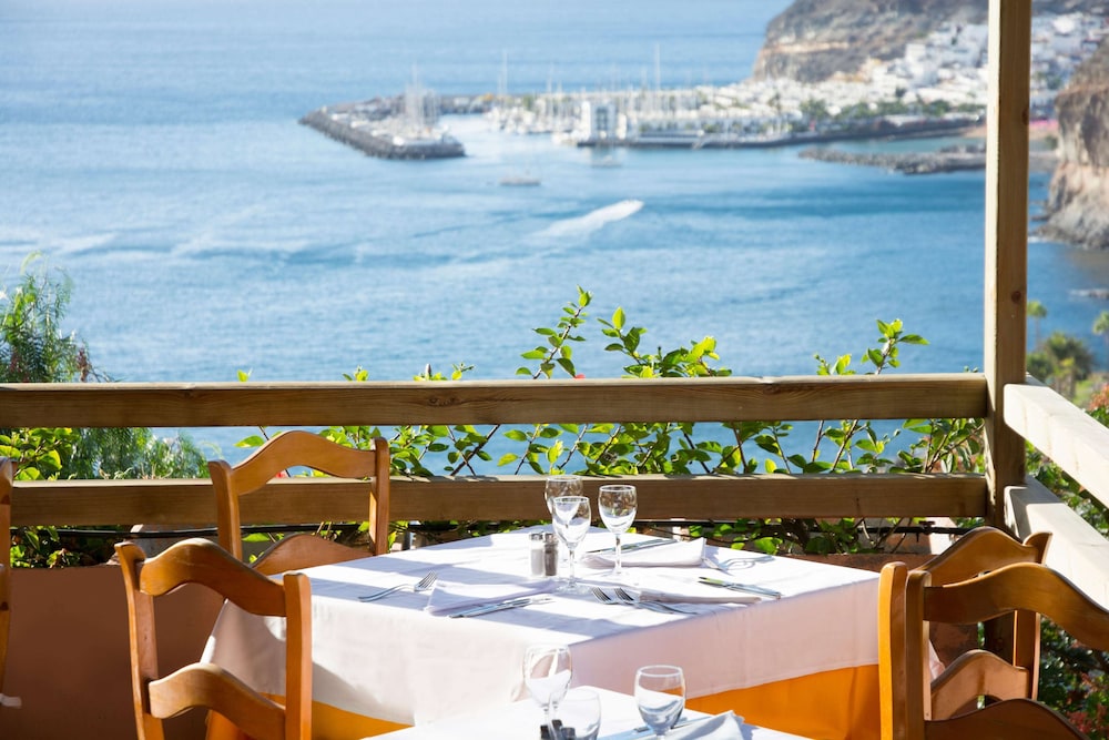 MOGAN PRINCESS AND BEACH CLUB imagine 3