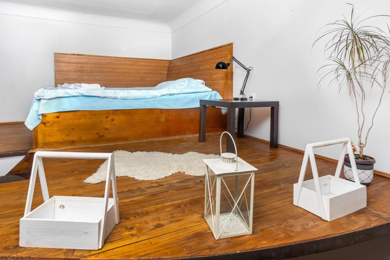 Stylish Studio Kronstadt