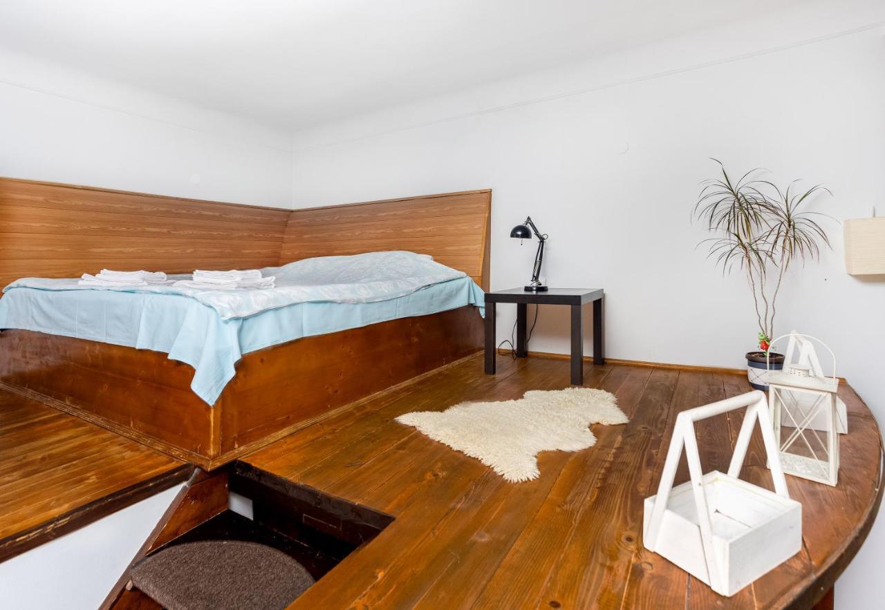 Stylish Studio Kronstadt